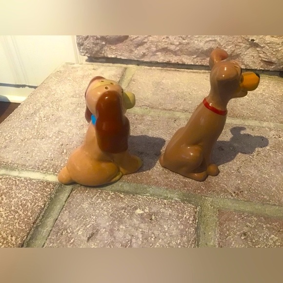 Disney Kitchen Disney Lady And The Tramp Salt And Pepper Shakers